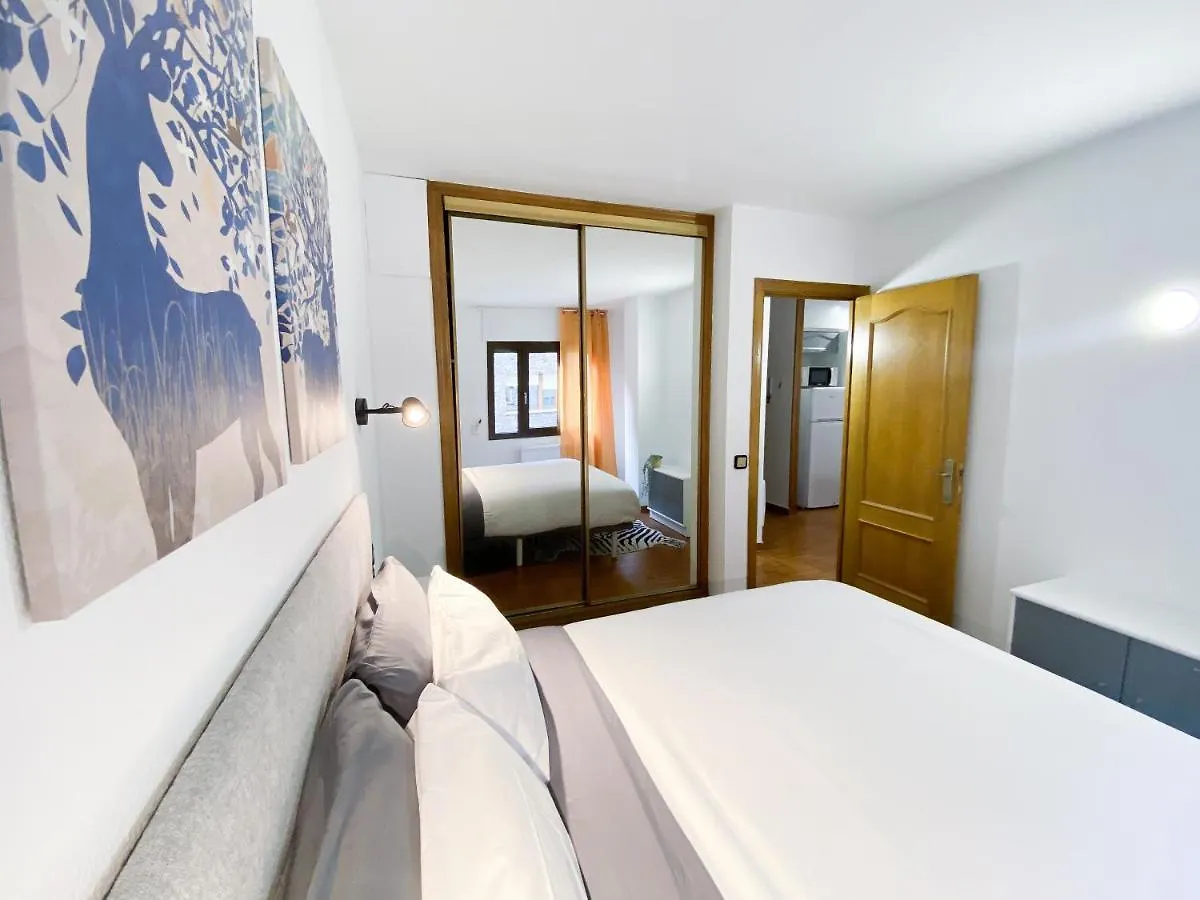 Apartamento Encamp Centro - A Pie De Todo - Ideal Parejas